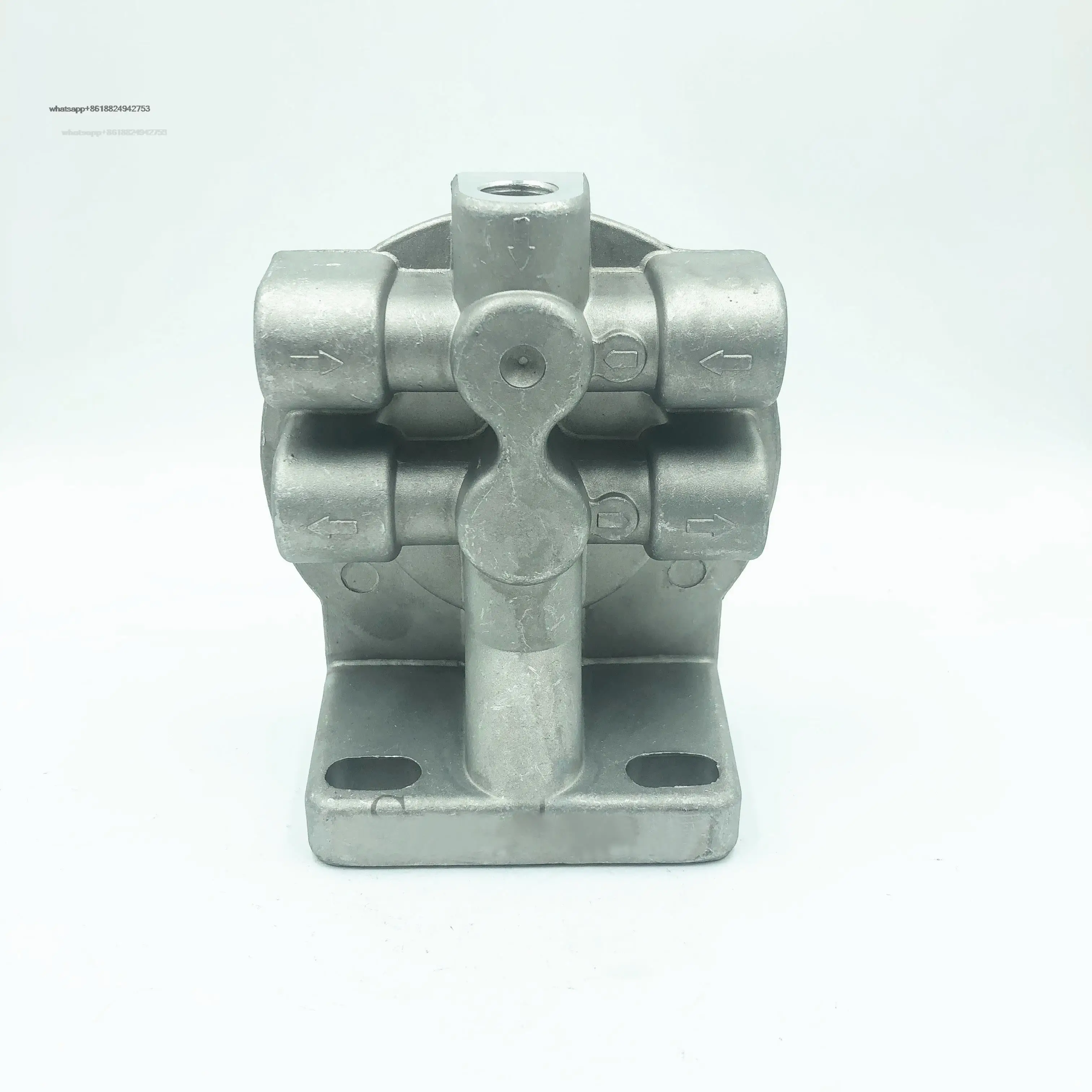 Good Excavator parts Oil Filter head R225-7 R215-7 High quality FS1242 Fuel Filter Head