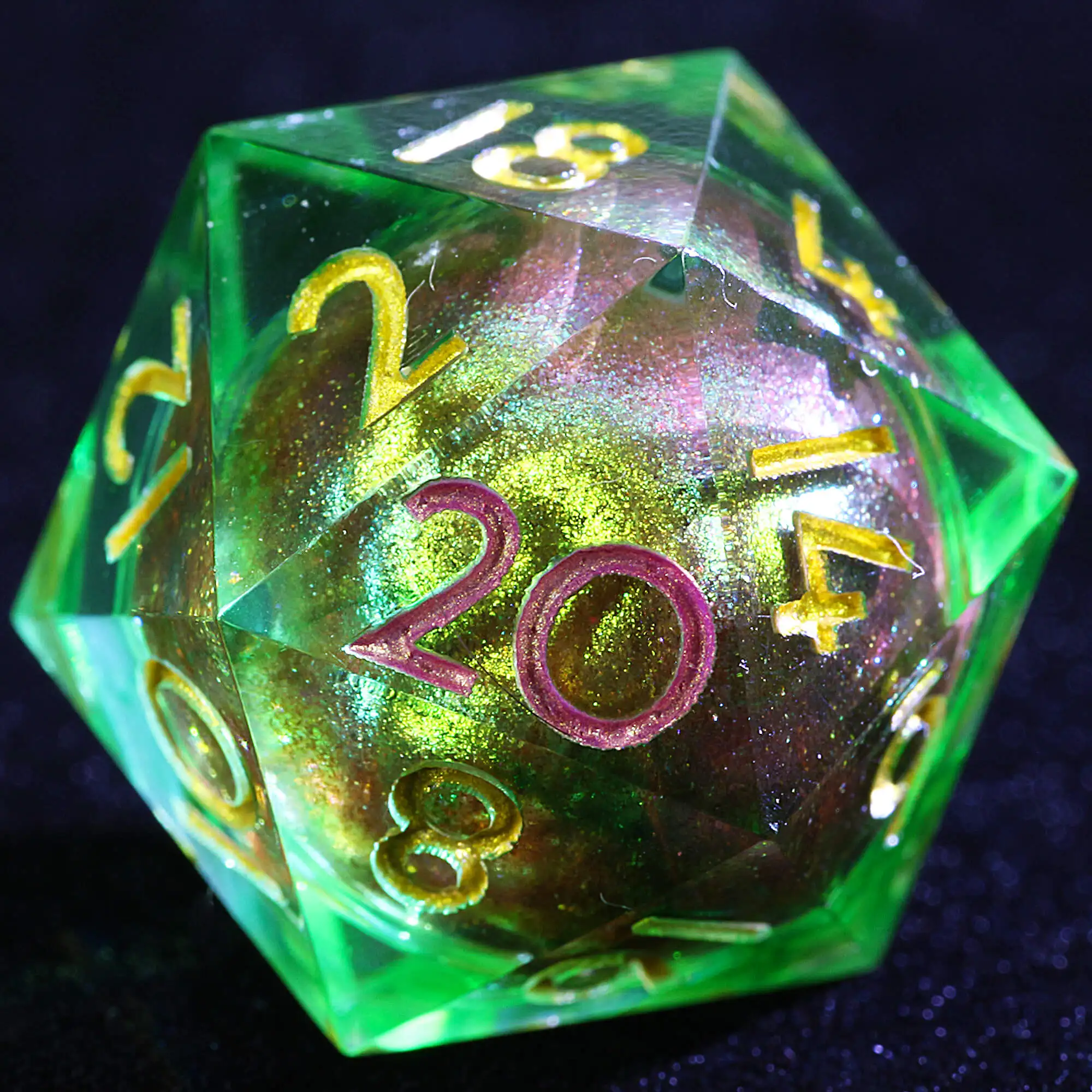 

Набор из 9 многогранных кубиков для D&D с жидким полимерным наполнением, цвет янтарно-фиолетовый