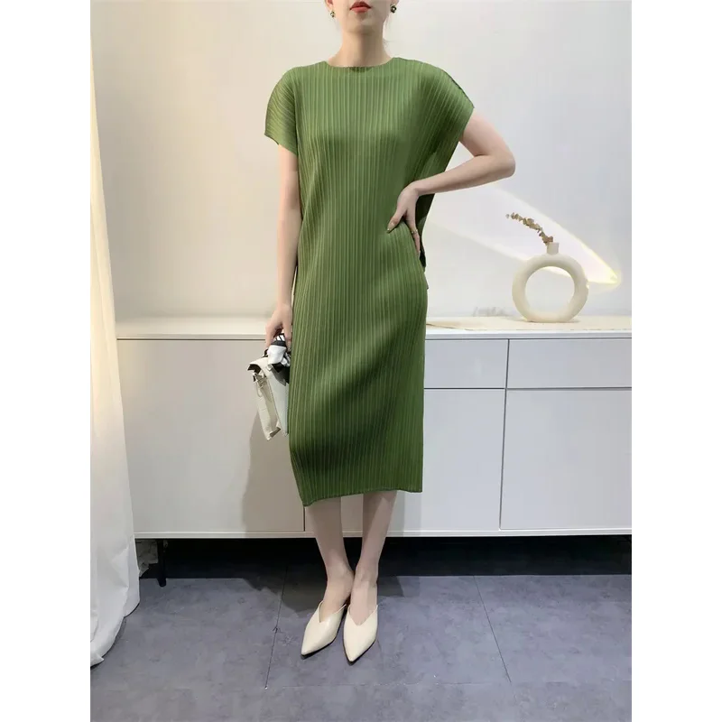 2024 Summer Elegant Solid Color Loose Dress Miyake Pleated O-neck Short Sleeve female Mid-length Evening prom Dresses for Women