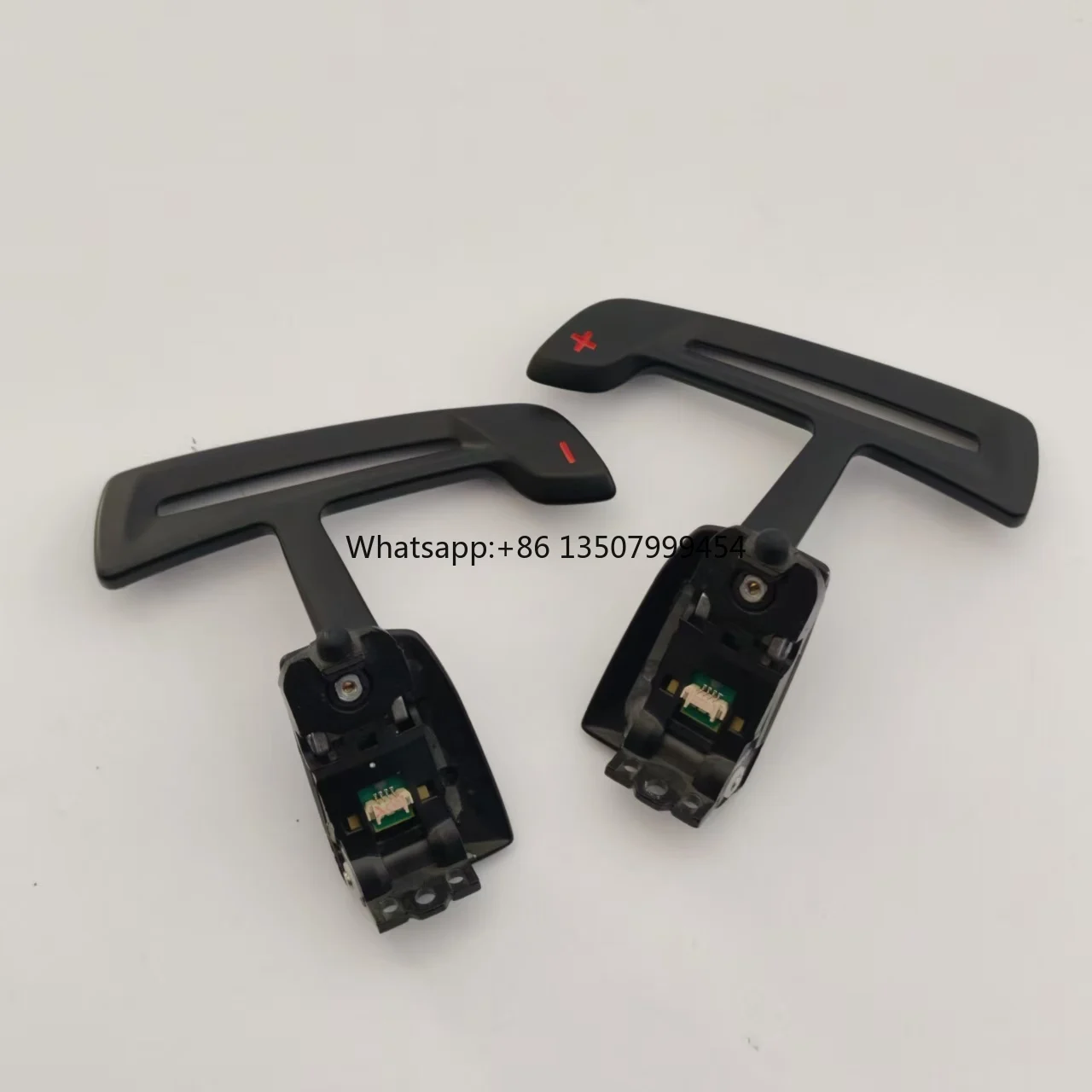 

Magnetic Locking Type Large Paddle for Car Steering Wheel Gearshift Switch for Old 97199854
