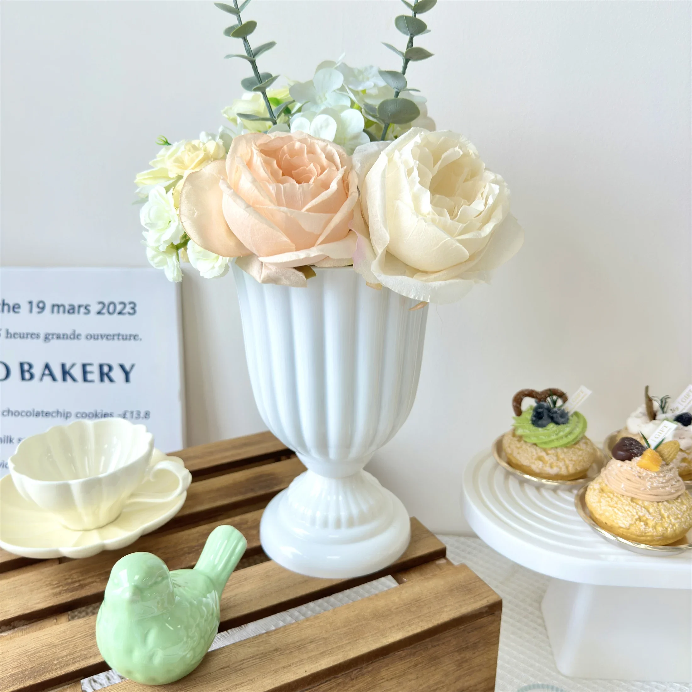 

1Pc Mini Flower Arrangement Pots for Centerpiece Table Decorations Plastic Vase Home Decor for Home Wedding Party Christmas Pots