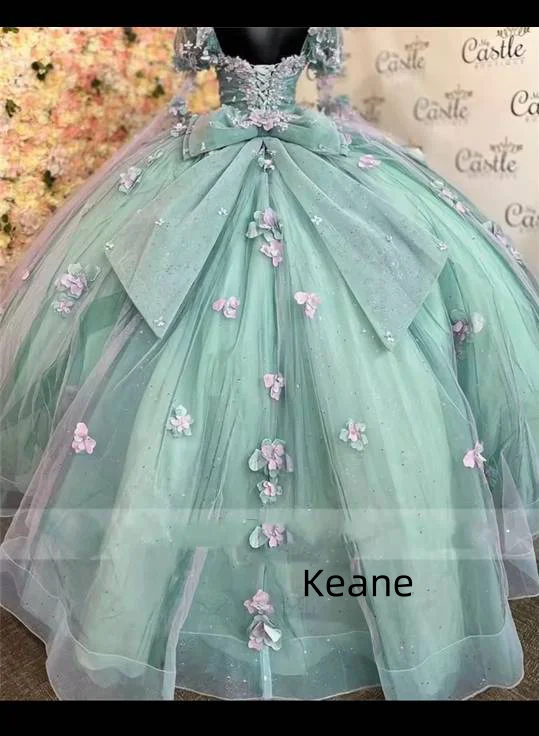 Mint Green Full Sleeves Ball Gown Quinceanera Dresses Appliques Lace princess Sweet 16 Dresses Graduation Gown