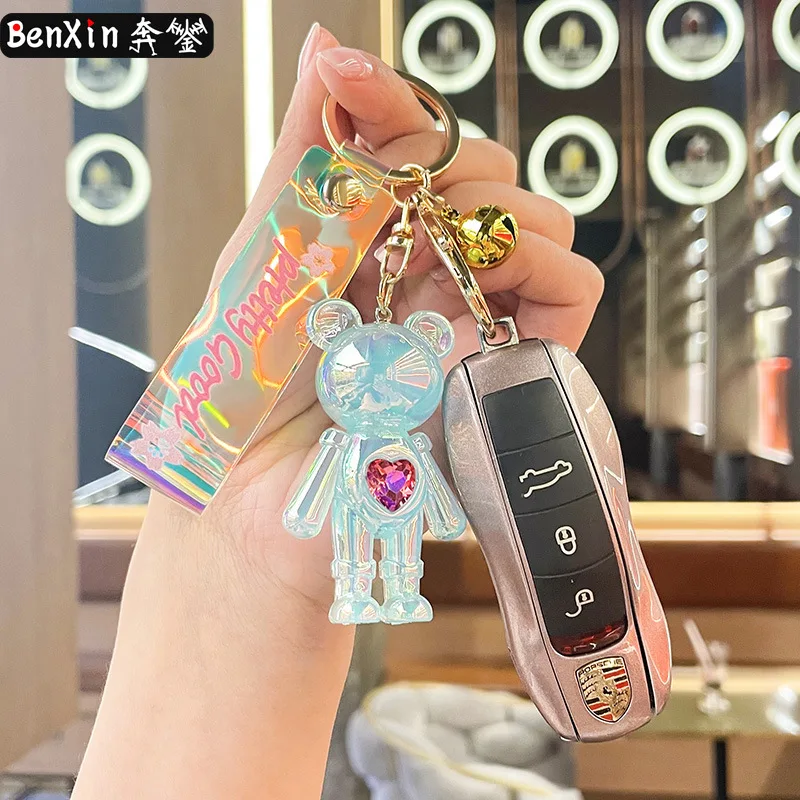 Miniso クリスタルカラーダイヤモンドベアキーホルダーペンダント、車のキーチェーン、かわいいハート型バッグペンダント