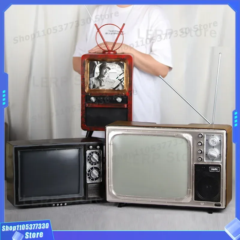 Retro Black and White TV Model Vintage Television Prop for Bar Shop Window Display Nostalgic Home Decor Ornament Classic