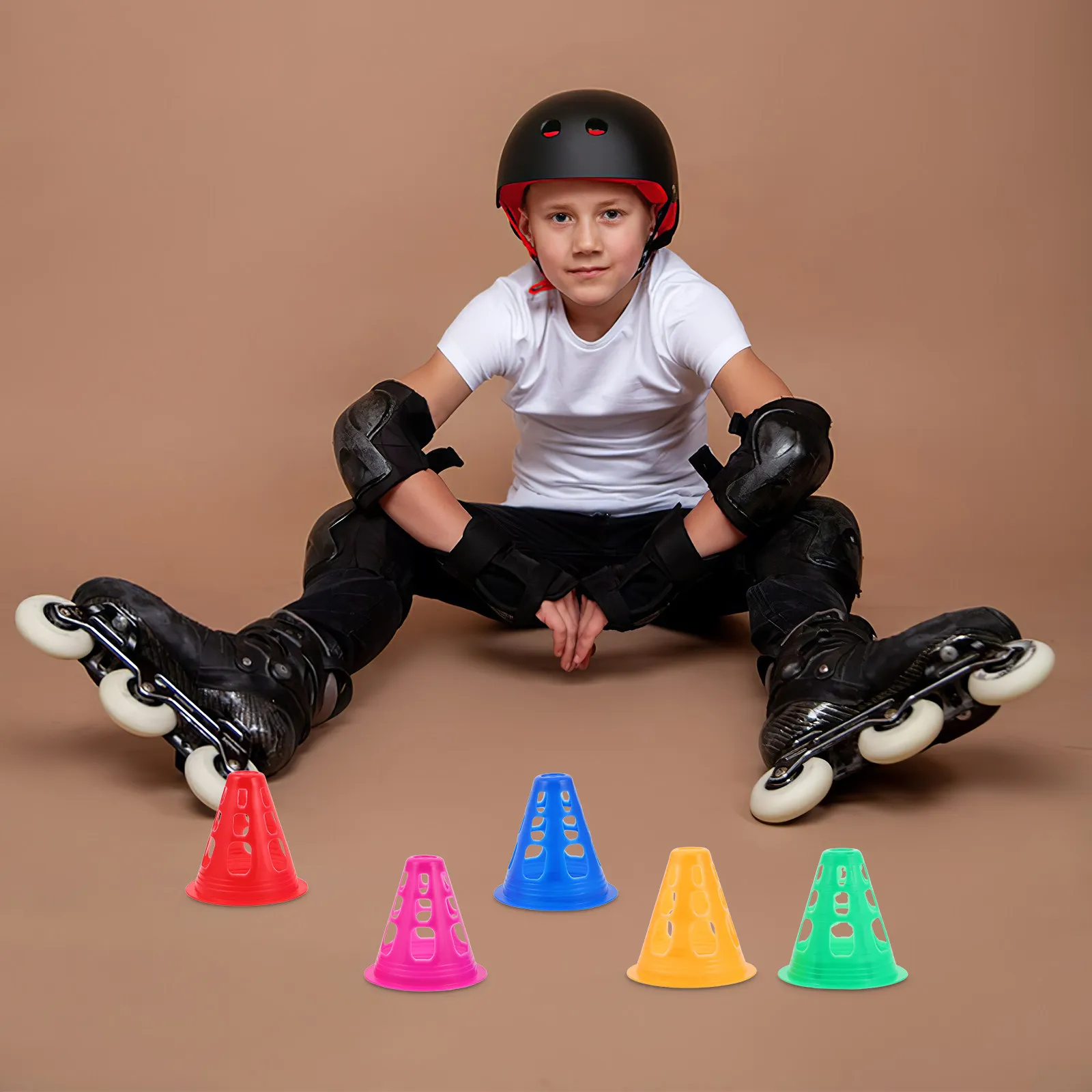 

50Pcs Lightweight Windproof Roller Skating Practice Cones Stackable Hollow Sports Agility Cones for Skate Training Indoor