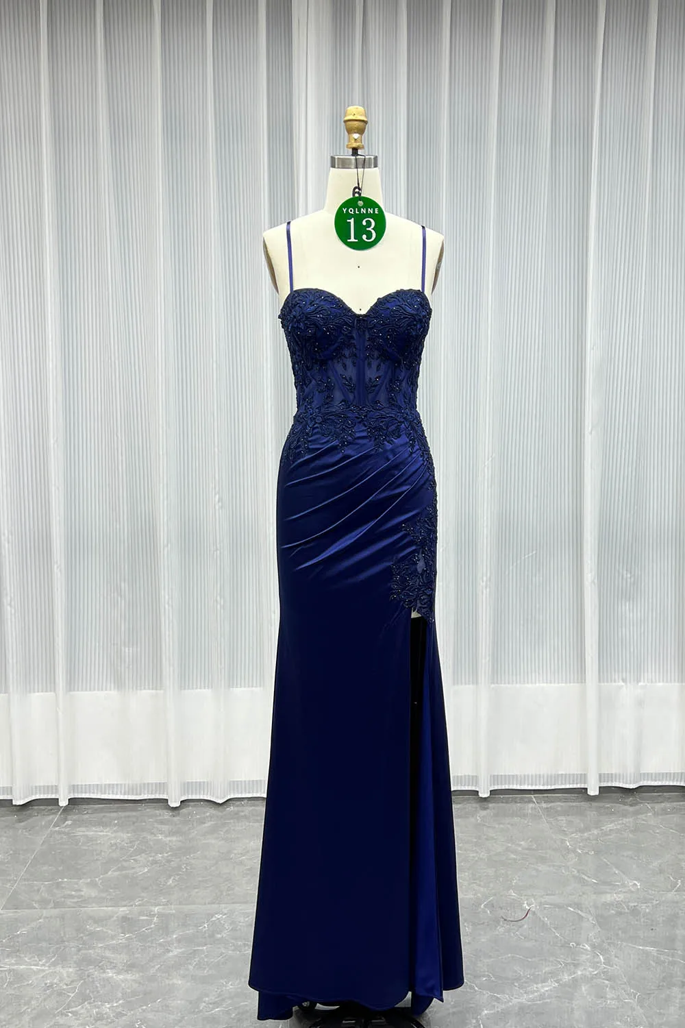 YQLNNE فساتين حفلة موسيقية بفتحة طويلة بحمالات كحلي مزينة بالدانتيل وحفلات رسمية