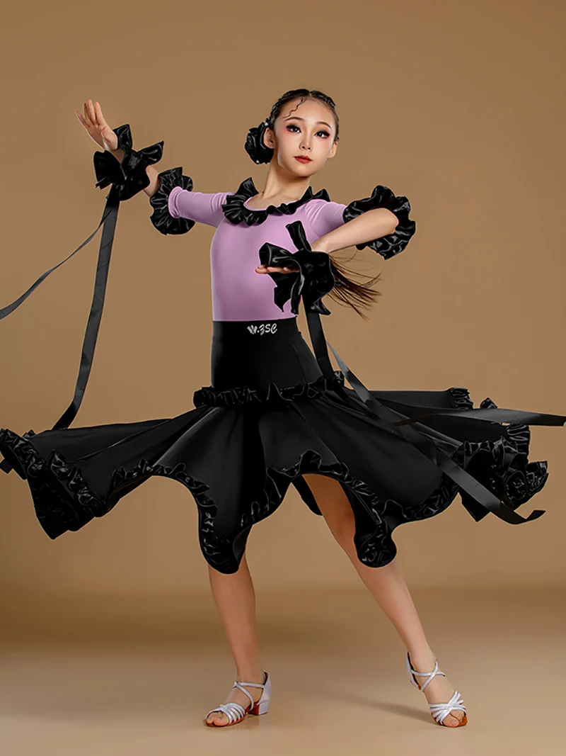 Kinder Mädchen Walzer Tango Gesellschaftstanz Professionelle Kleider Lila Schwarz Body und Rüschen Große Röcke Modernes Tanzkostüm