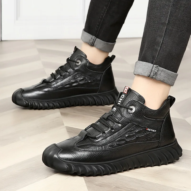 Zapatos cálidos de invierno para hombre, botines de cuero con plataforma para hombre, novedad de moda, zapatos de trabajo informales concisos, botas de hombre de alta calidad