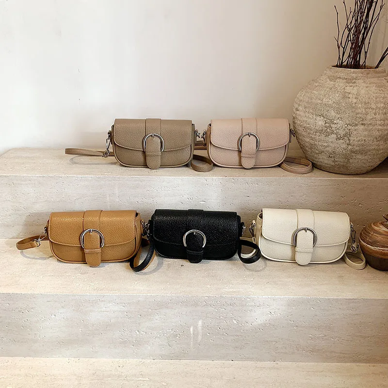 

Fashion Personality Leisure Bag 2025 Spring New Retro All-in-one Single Shoulder Simple Commuting Crossbody Bag Small Square