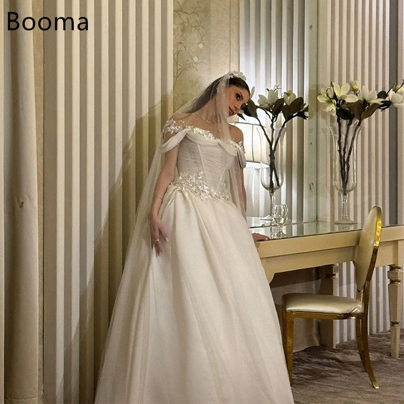 

Booma A-Line Off The Shoulder Lace Appliques Flowers Elegant Wedding Dresses Satin Brides Gown Custom Made 2025