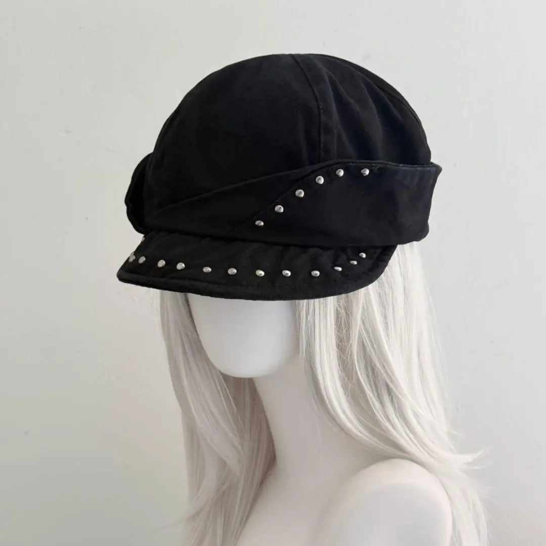 Yamamoto-Style Japanese Spring and Autumn Rivet Vintage Distressed Octagonal Hat with Irregular Design, Versatile Retro Beret That Makes the Face Look Smaller, Perfect for Outdoor Photos