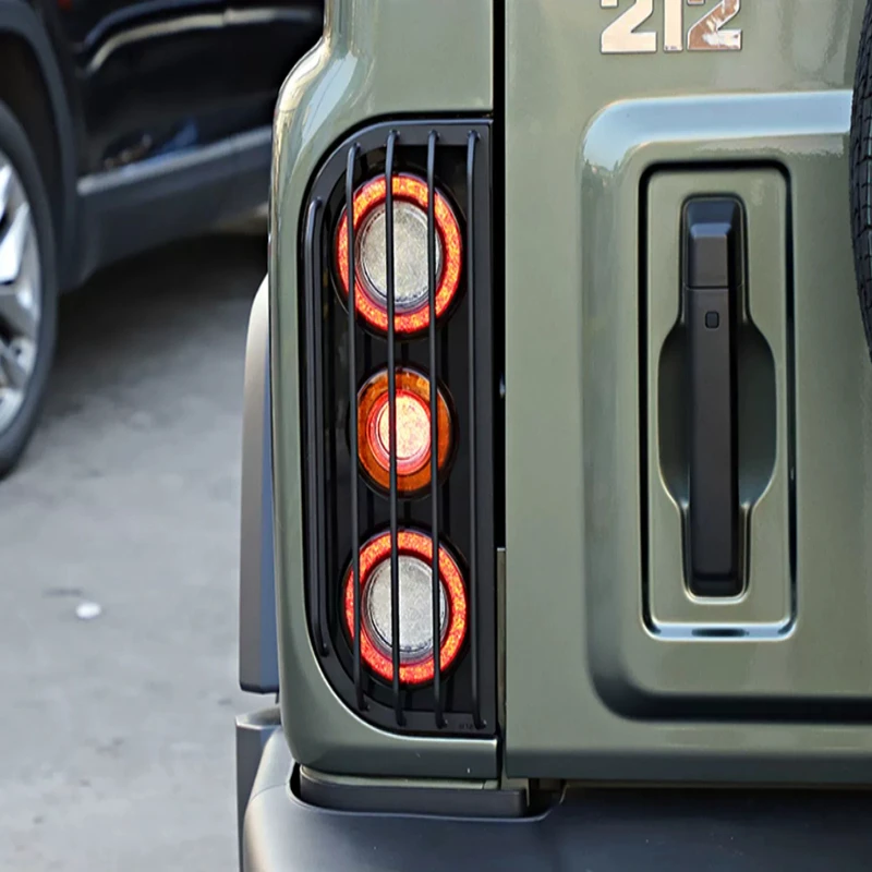 

Car Metal Taillight Cover Suitable for BAIC 212 T01 2024 2025 Modified Auto Taillight Protection Frame Decorative Sticker