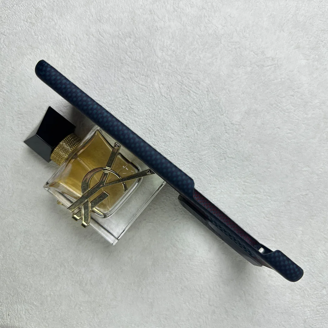 Custodia per telefono in vera fibra di carbonio ACC-Carbon per Huawei Mate 70RS Cover per telefono antigoccia e antiscivolo in fibra aramidica