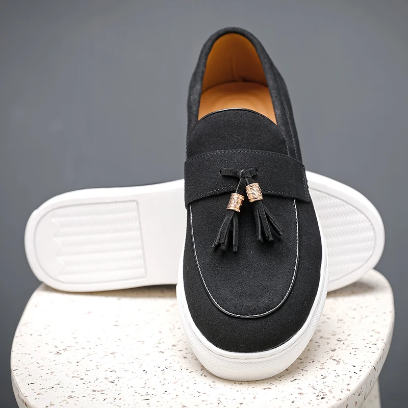 Luxury Dress Shoes for Men Comfy Brand Gentleman Tasseled Loafers Outdoor Shoes Leisure Walk Male Moccasins Suede Leather Man