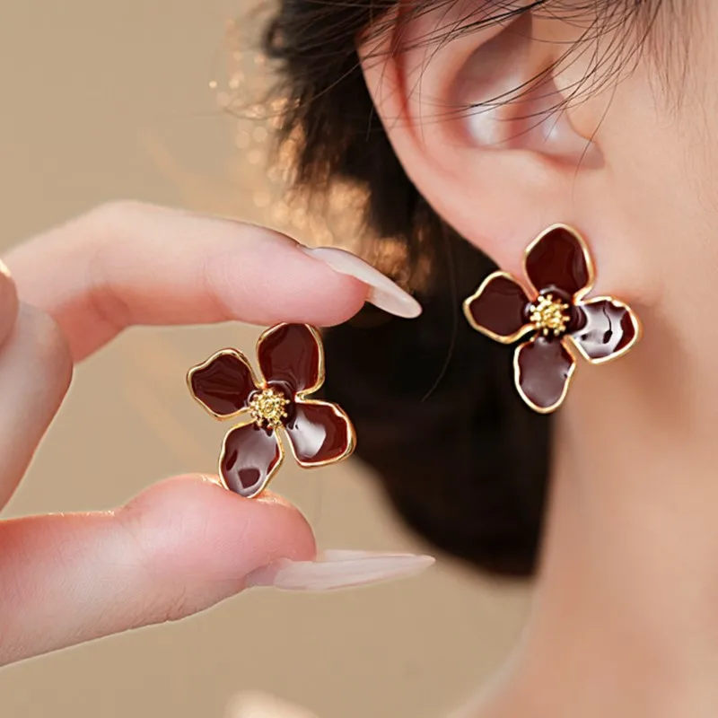 Delicate Dropped Glaze Flower Stud Earrings for Women Exaggerated French Ins Style Wedding Jewelry Gifts