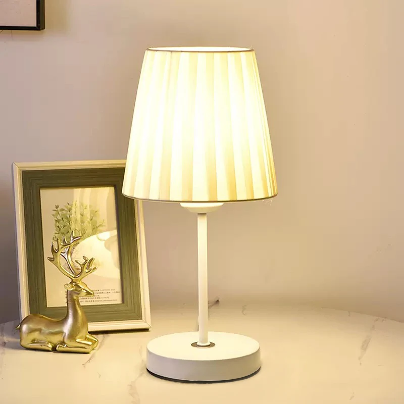 

LED Table Lamp Button Touch Plugged In Rechargeable Light Study Bedroom Decoration Bedside Tables Cloth Cover Reading Desk Light