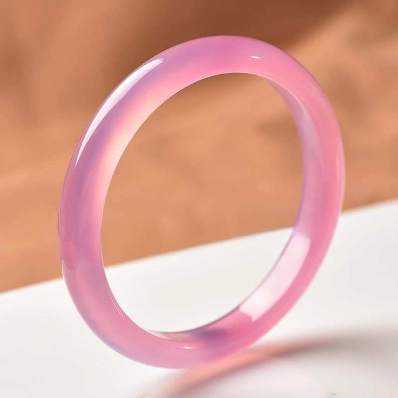 New Natural Ice Powder Chalcedony Bracelet, Elegant, Fashionable and Versatile Girl Model