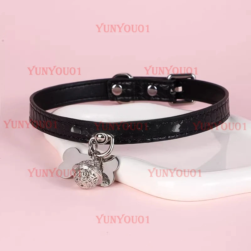 

Cowhide Black Alligator Bell Collar Choker Collar Men and Women M Neck Strap Traction Rope