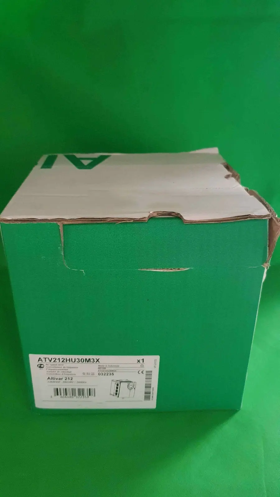 

100% New Genuine ATV212HU30M3X ATV212HU40M3X frequency inverter