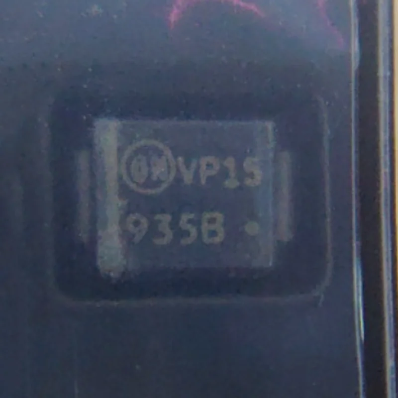 

5pcs/lot 935B 1SMB5935BT3G NEW Original Genuine Chip Packing SMB
