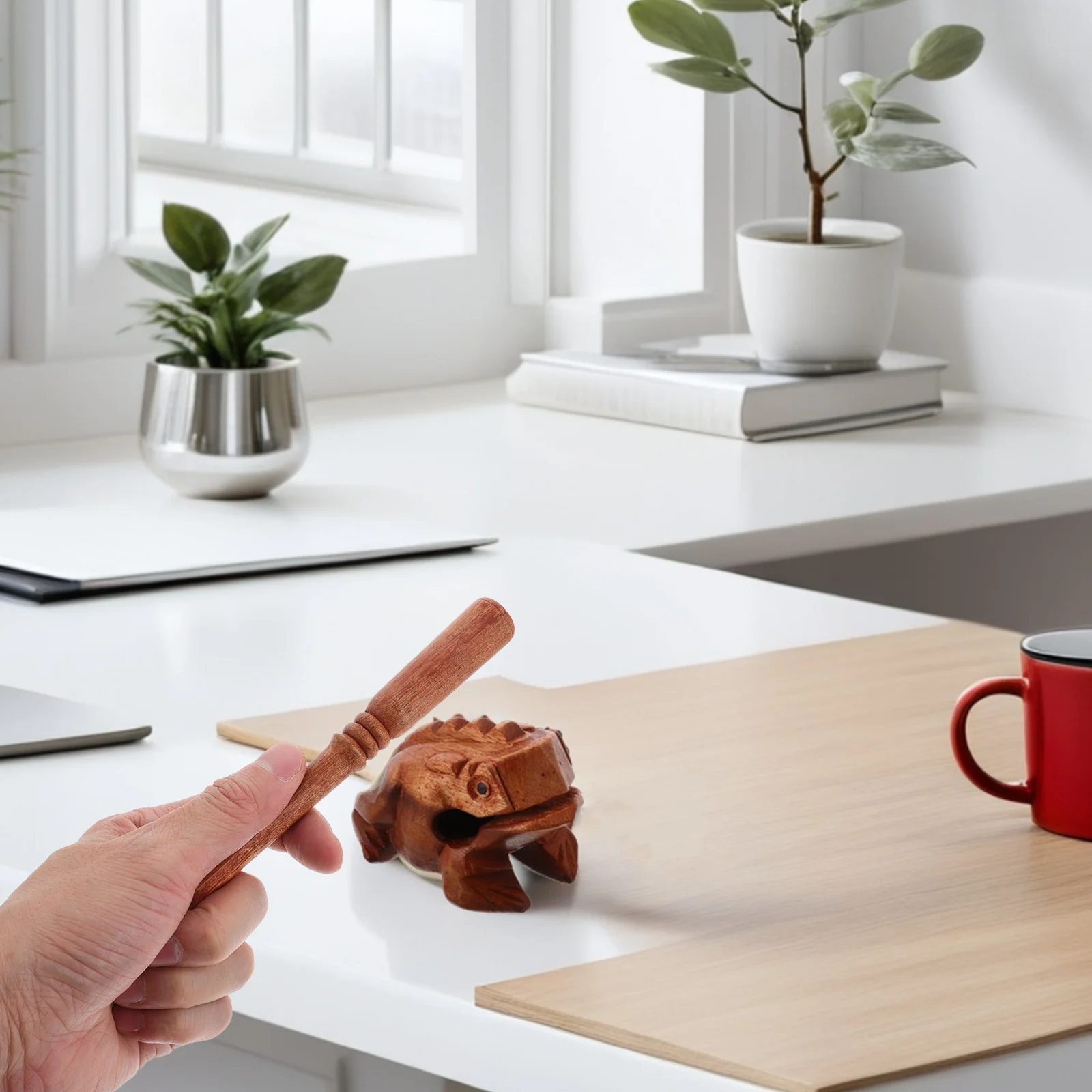 

1Set Frog Shaped Guiro Wooden Musical Instrument Crisp Rich Tone Perfect for Educational Play Office Desk Decor Small Animal