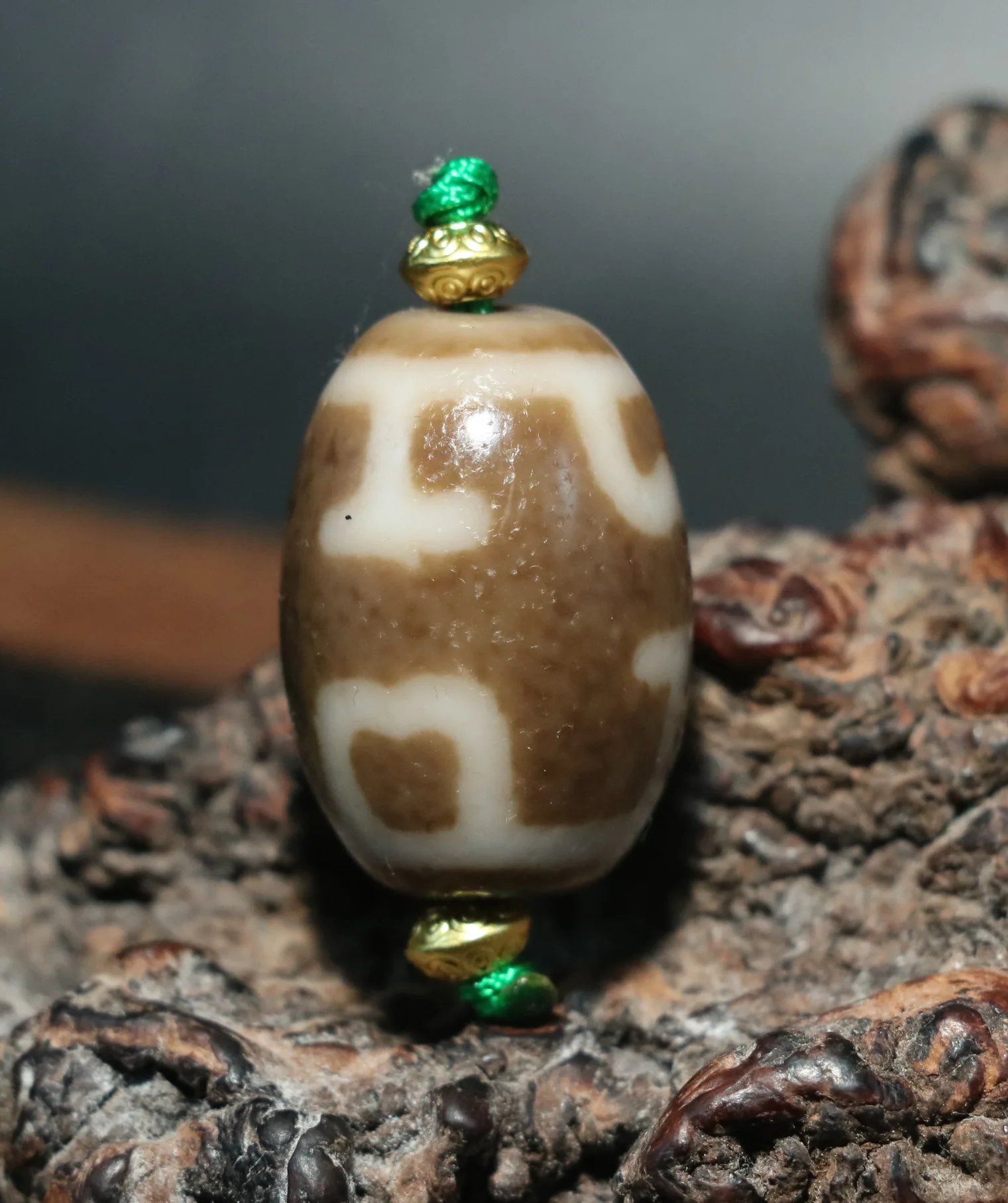 Energy Tibetan Old Agate Light Color Lotus Base Stable Love Big Daluo dZi Bead S FLLZB Gemstone LKbrother Talisman