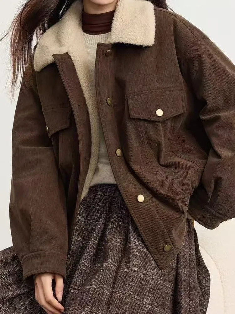 

Женский вельветовый хлопковый джет с воротником из ягненка, свободный крой, осенне-зимняя теплая рабочая одежда, модный топ