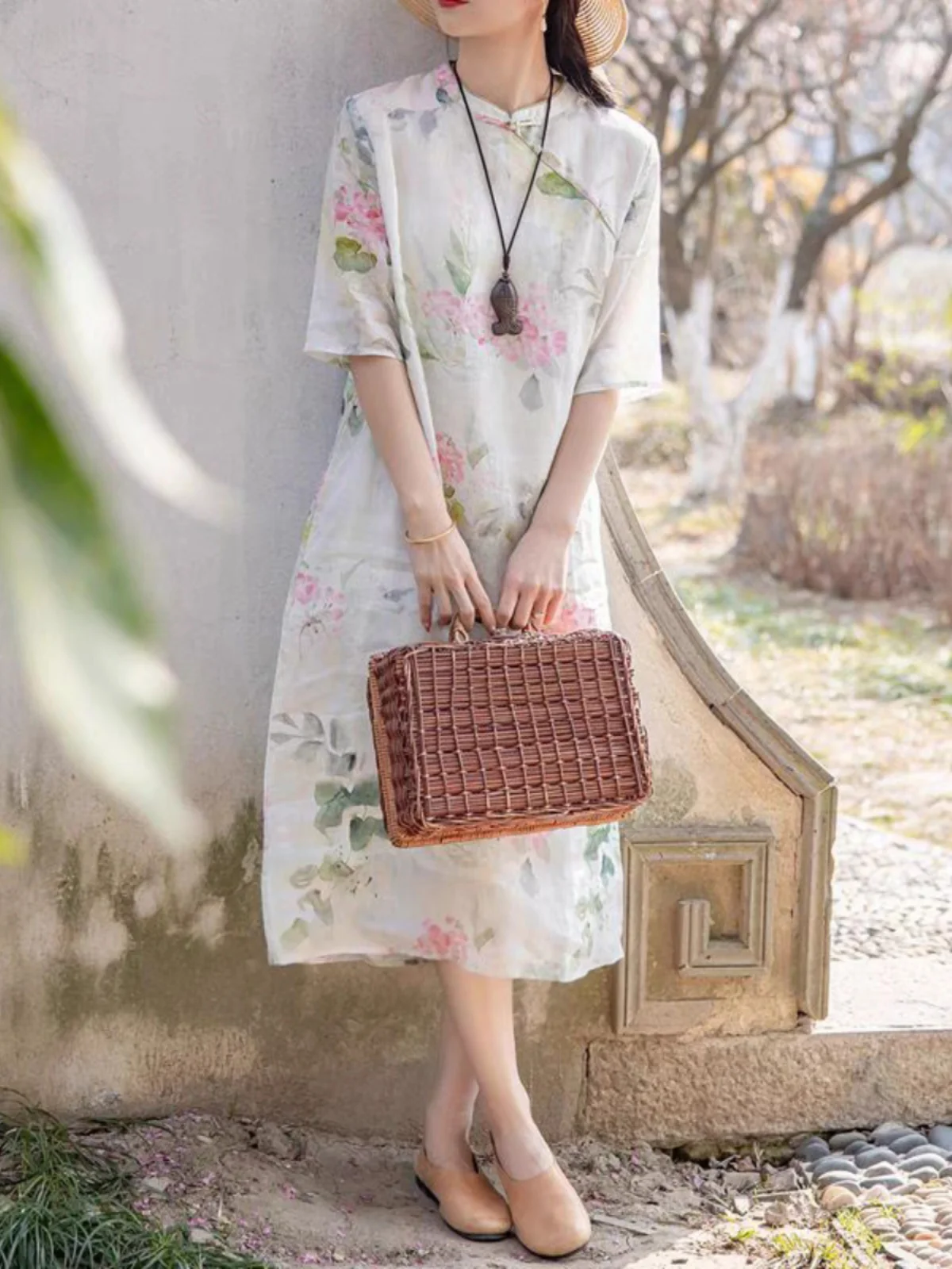 

Retro Sle Summer Daily Qipao Dr with Side Slit Seven Sve Length Collar Stand up Slimming Print Long Skirt Design