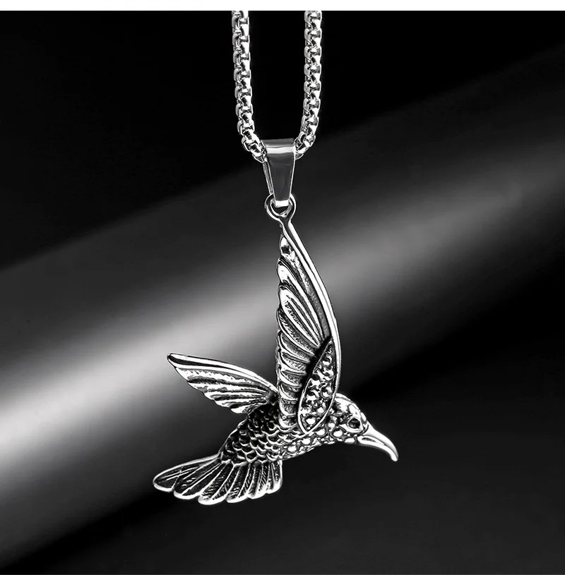 Men's Stainless Steel Woodpecker Pendant Necklace Spreading Birds Pendant Personality Punk Trend Titanium Steel Chain Necklace