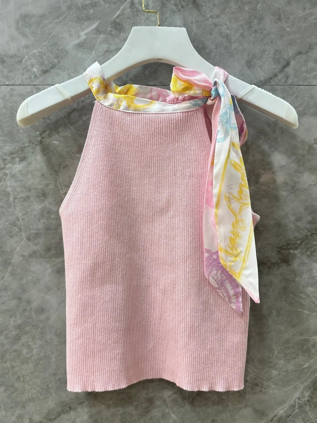 Sweet Silk Scarf Knitted Vest Women's Slimming Versatile Sleeveless Top Fashionable Belted Design for Young Women 25-29 Years...