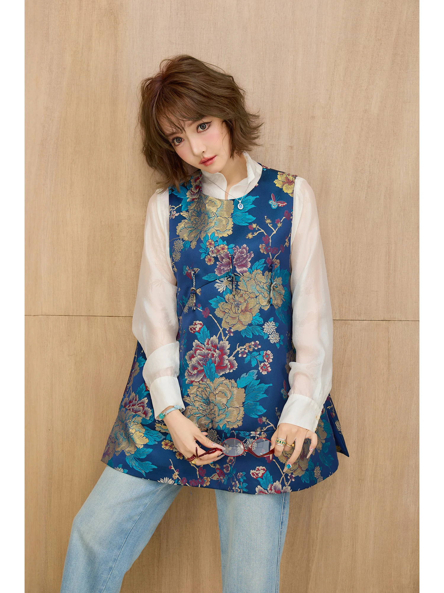 

MIUCO New Chinese Sle National Trend Loose Silk Embroidery Peony Vest Svel Top High End Artificial Silk round Ne