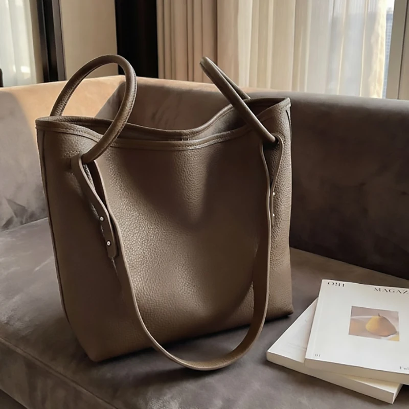 

Textured Commuting Tote Bag for Women 2025 New Autumn Large Capacity PU Handbags High-end Shopping Buckle Crossbody Bags