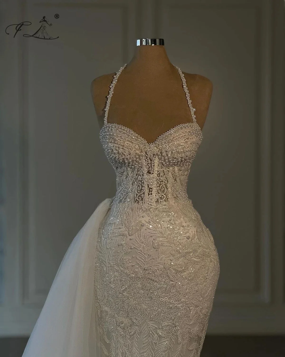 White Sexy Mermaid Bridal Gown Beading Pearl Wedding Dress Slip Dress Train Floor Length Handmade Lace Party Dresses Customized