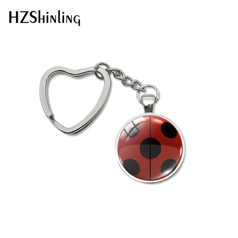 2021 New Fashion Lovely Insect Ladybugs Heart Keyring Lovely Ladybbug Glass Cabochon Jewelry Handmade Keychain Gifts