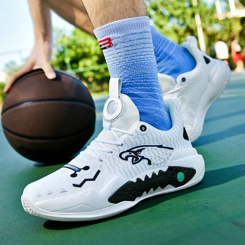 Sepatu basket berkualitas tinggi yang menyala dalam gelap, sol karet, EVA dengan gesekan yang berbunyi untuk siswa sekolah menengah.