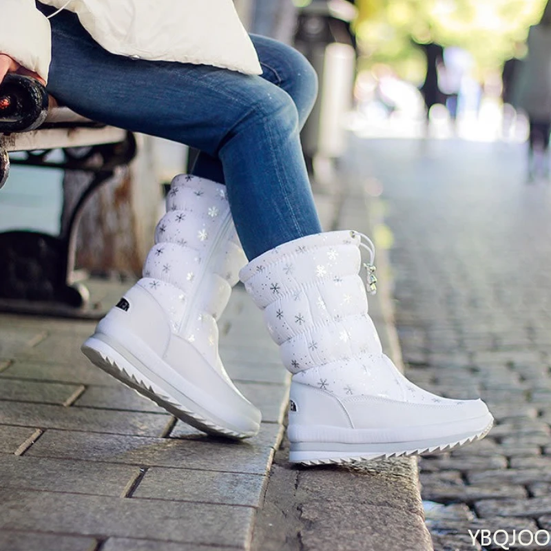 2025, rutschfeste, wasserdichte Plattform-Schneestiefel, lässige weibliche weiße Schuhe, Winter, dicke Damen-Schneestiefel, warme Plüsch-Stiefel mit mittlerer Wade