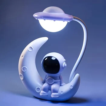 Creative Moon Astronaut Nightlight, LED โคมไฟตั้งโต๊ะขนาดเล็กสําหรับตกแต่งห้องนอน, ของขวัญคริสต์มาส