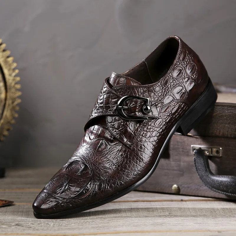 Fashion Crocodile Pattern Handmade Mens Dress Shoes Luxury Comfortable 2026 Autumn Fashion Retro Genuine Leather Social Shoes