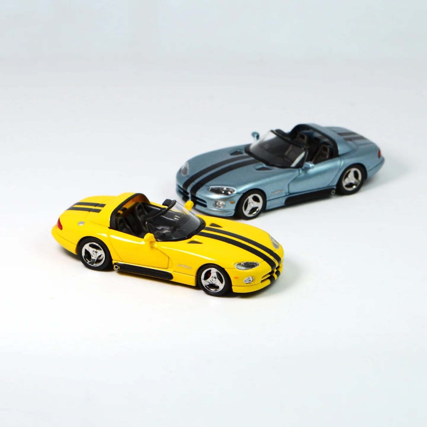 GFCC 1:64 Dodge Viper 1993 Dodge Viper SR converteerbaar legering automodel van de eerste generatie
