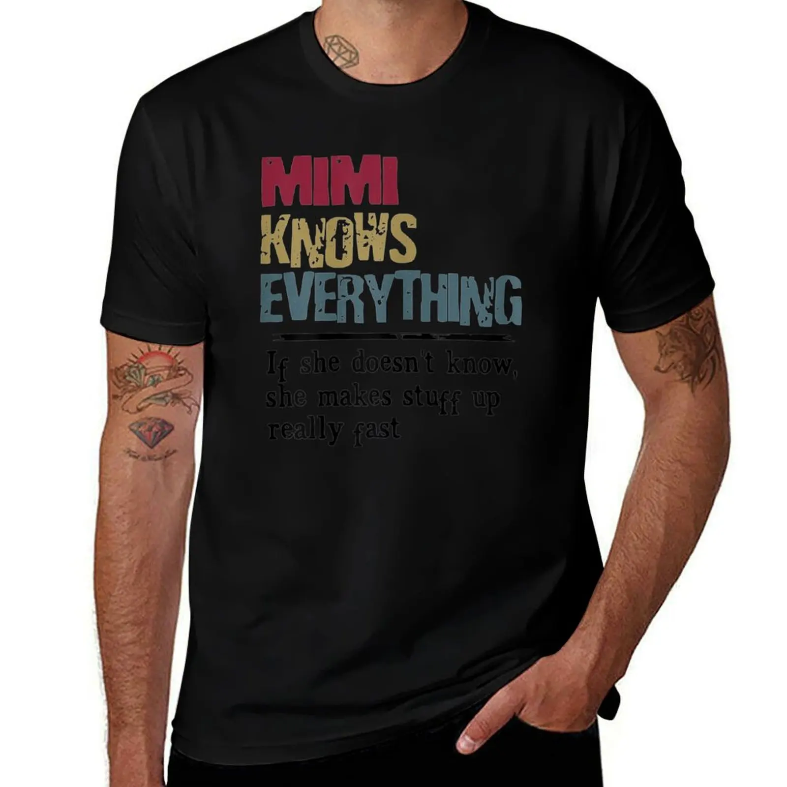 Mimi Knows Everything She Makes Stuff Up Really Fast T-Shirt Minimalist Graphic Tee Shirt T-Shirt