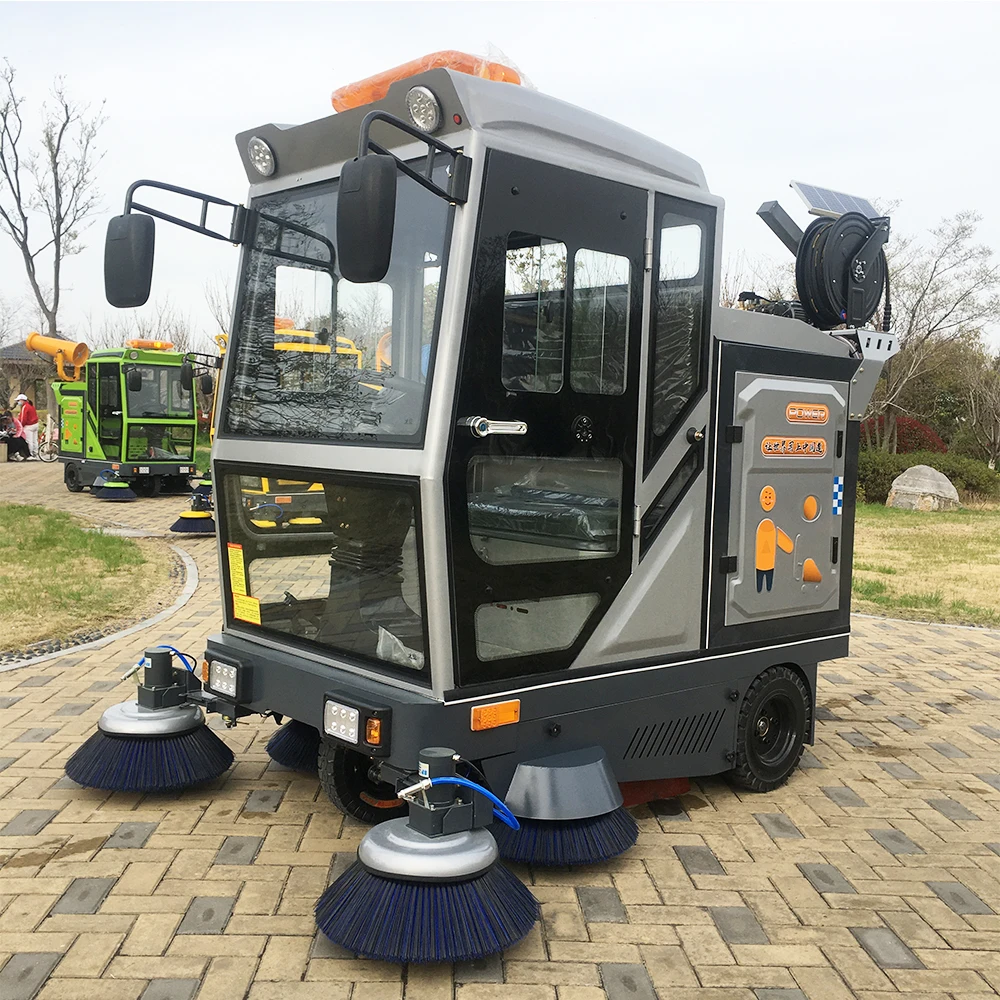 Electric Street Sweeper Ride on Road Dust Cleaning Machine com Nevoeiro Cannon, Automatic Floor Sweeper