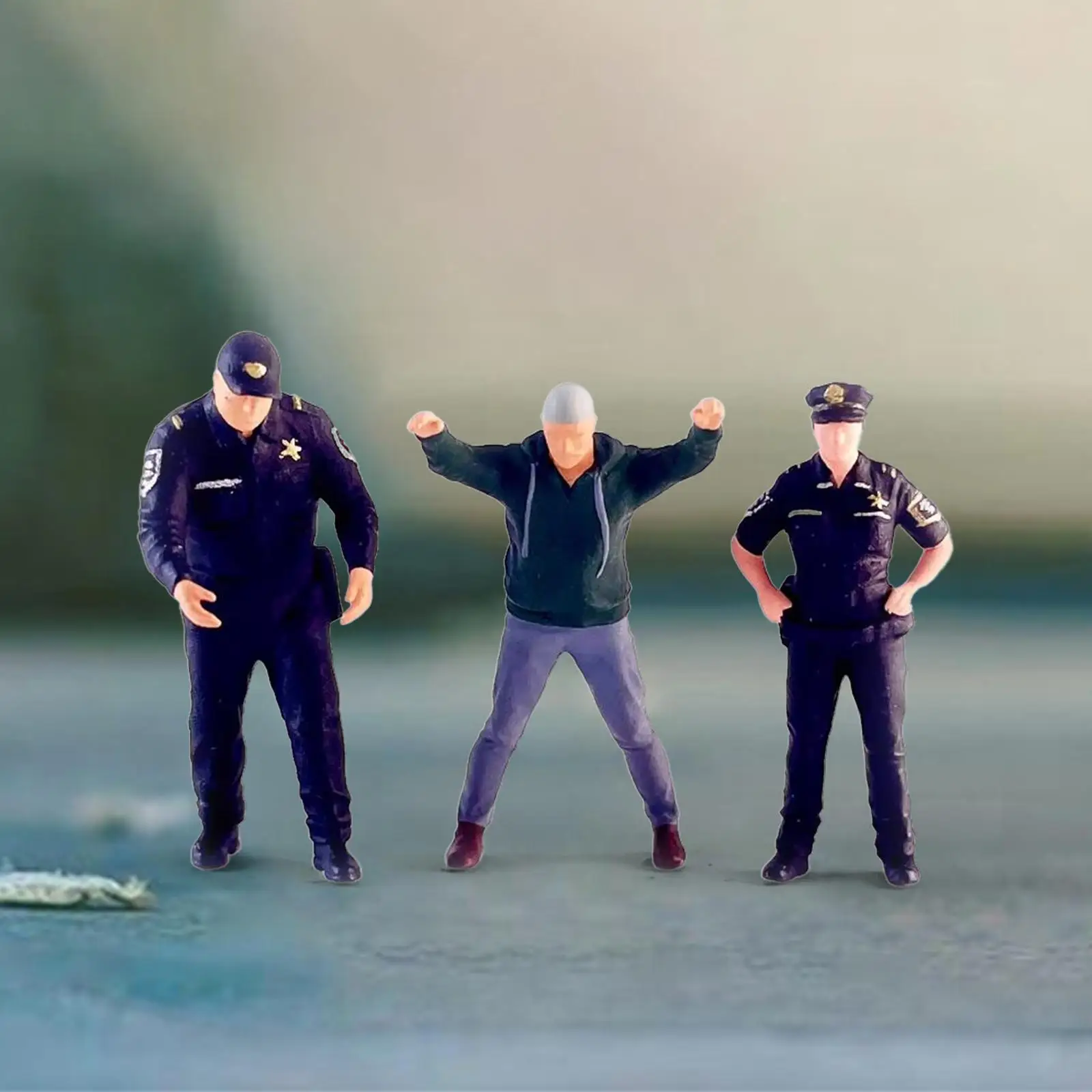 3x Figurki Policjantów i Złodziei w Skali 1/64, Modelowe Figurki z Żywicy, Ozdoba na Biurko w Skali S, Dekoracja do Układania na Stół Piaskowy, Dekoracja Dioram
