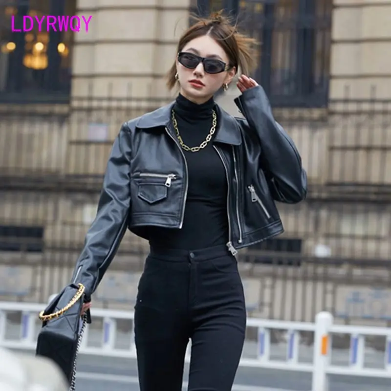 Short leather jacket for women's autumn 2023 new loose fitting fashion motorcycle casual temperament PU leather jacket