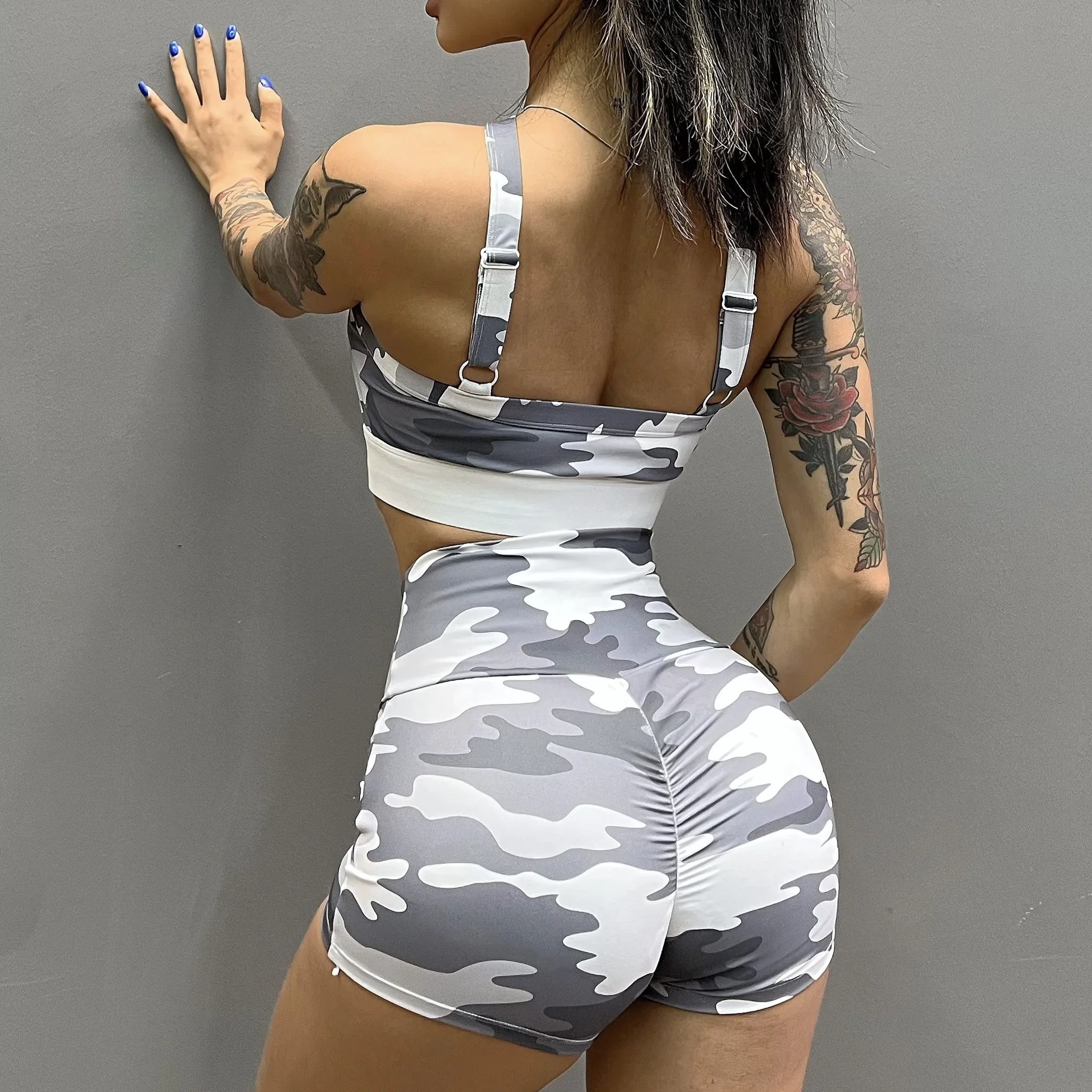

Set Camouflage Sports Bra Underwear Women's Fitness Yoga High Waist Skinny Shorts Naked No Embarrassment Line Sculpting