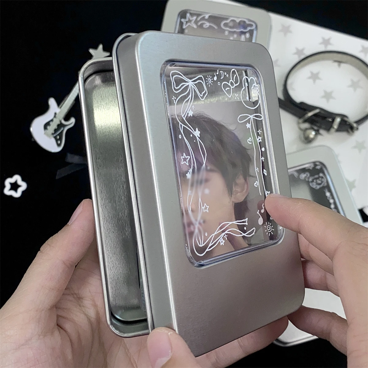 حامل صور Kpop ، صندوق تخزين بطاقات صفيح ، علبة ألبوم صور ، عرض حاوية المعبود ، منظم بطاقات ، أدوات مدرسية لسطح المكتب #5