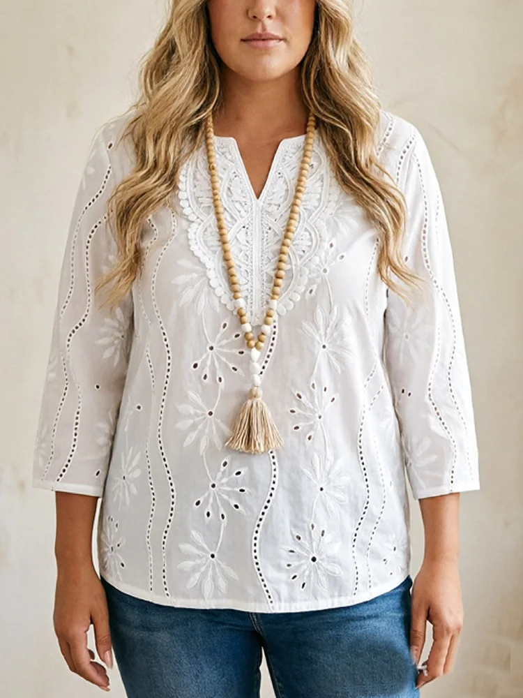 New Fashion Three-quarter Sleeve Lace Splice Women Shirts Summer Casual Loose Woman Tops Elegant Embroidery Women Blouse