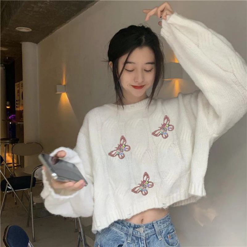 Handmade Beaded crystal Butterfly sew On Patches DIY Cartoon Applique Decor Embroidered Patches For Clothing Bag hat Decorations