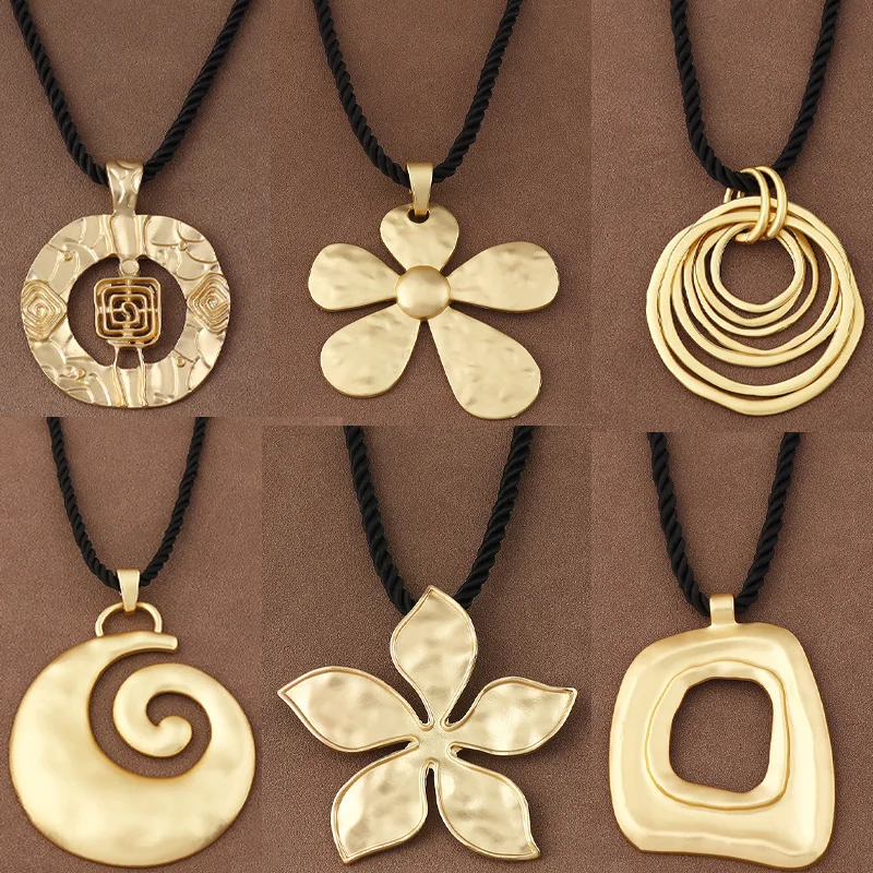 1 X Matte Gold Unique Exaggerated Irregular Freedom/Flower Pendant Summer Chunky Cord Necklace Women's Beach Vacation Jewellery