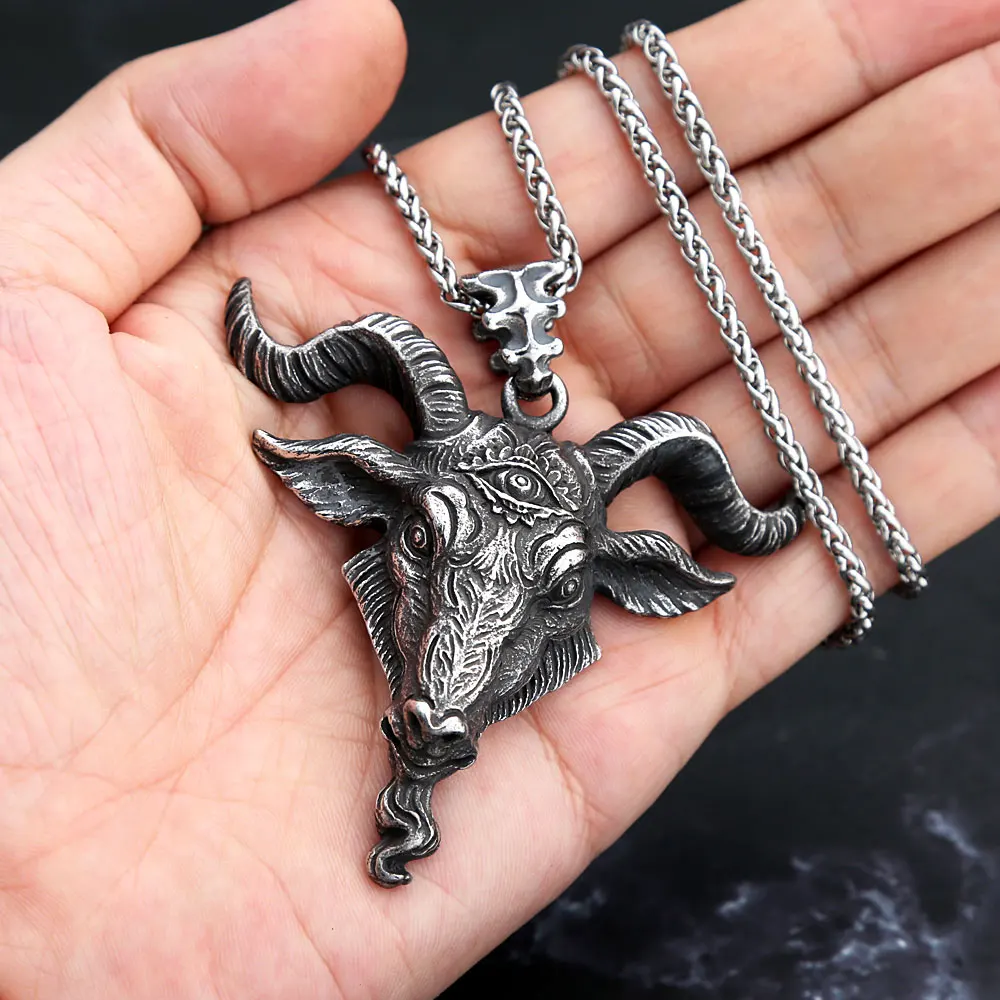 Retro Creative Viking Bull\'s Head Pendant Necklace Men Punk Domineering Stainless Steel Animal Necklace Personality Jewelry Gift