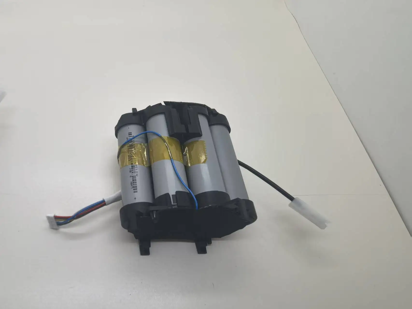 بطارية بديلة لـ AEG QX 9 1 UO، QX91 Anim، QX9-1-40 رقم الجزء: 40 55 54-244، 4055478301، 4055542544 2600 مللي أمبير/25.2 فولت